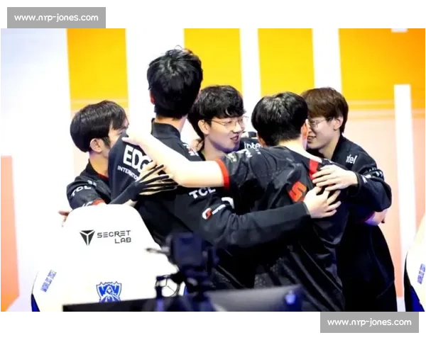 2017厂长比赛精彩回顾 电竞赛事中的经典瞬间与战术解析